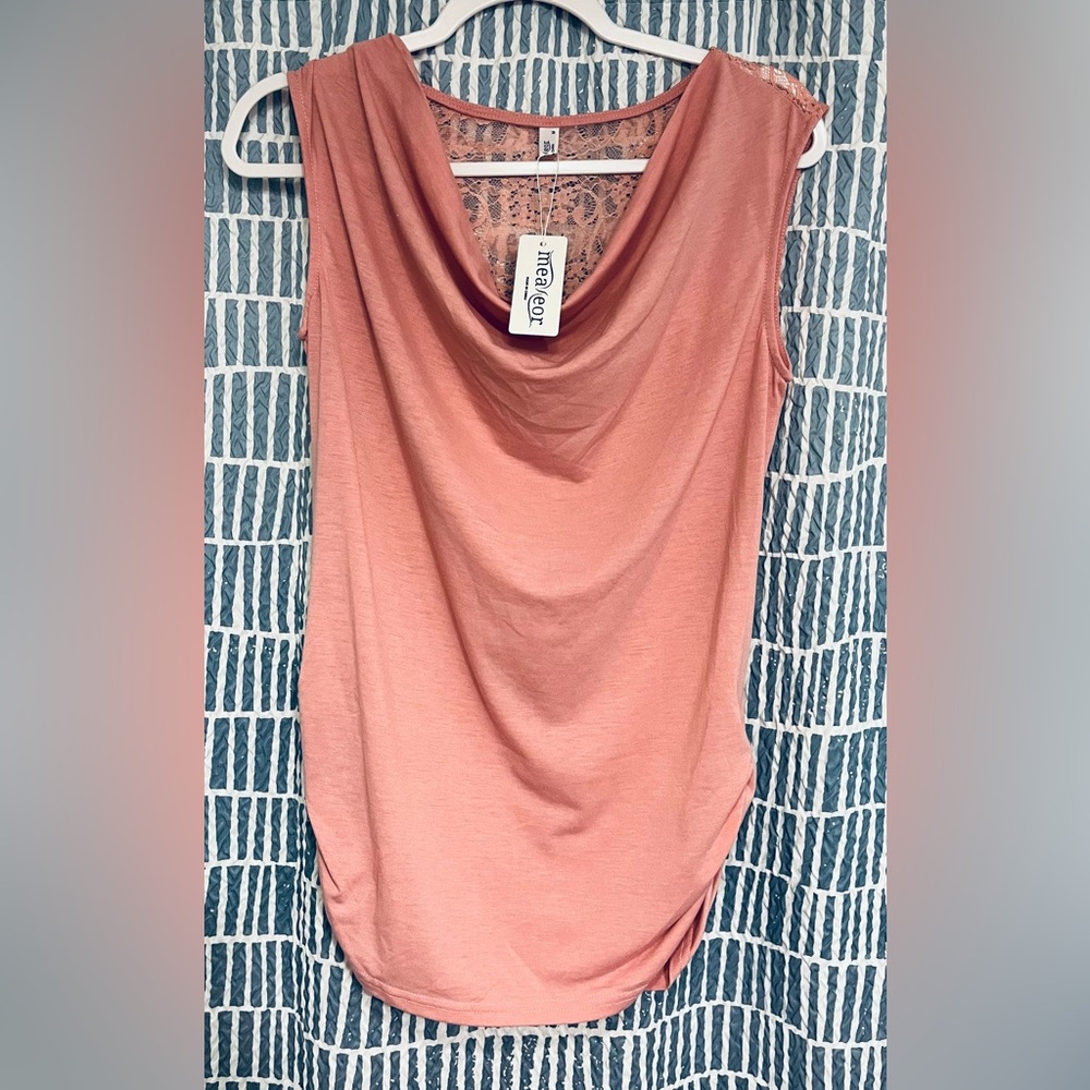 Medium Top